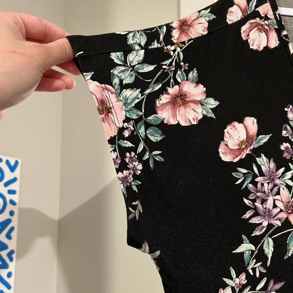 ❌SOLD❌Torrid Babydoll Top - SUPER SOFT - Picture 7 of 9